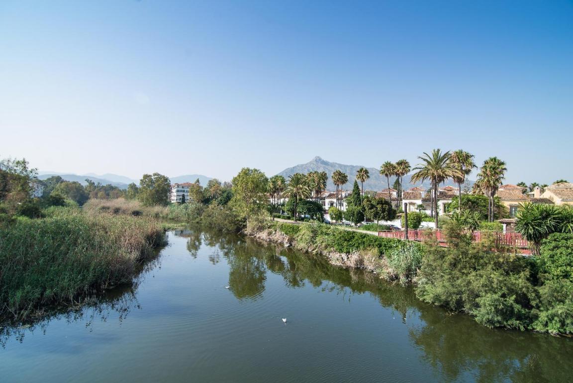 Apartamento Rio Mar Marbella Bagian luar foto