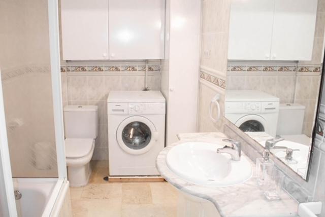 Apartamento Rio Mar Marbella Bagian luar foto